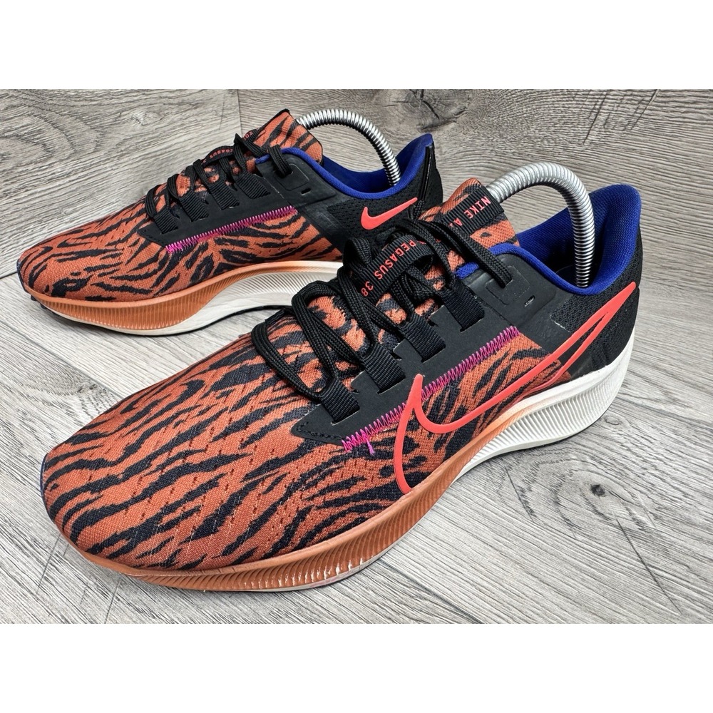Nike Air Zoom Pegasus 38 Women Shoes Sneakers Gym Train Running Brown Size 9.5